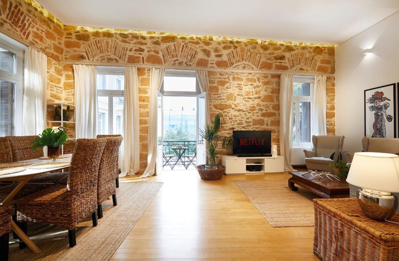 Chloe Boutique Apartments Plaka Ateny Zewnętrze zdjęcie