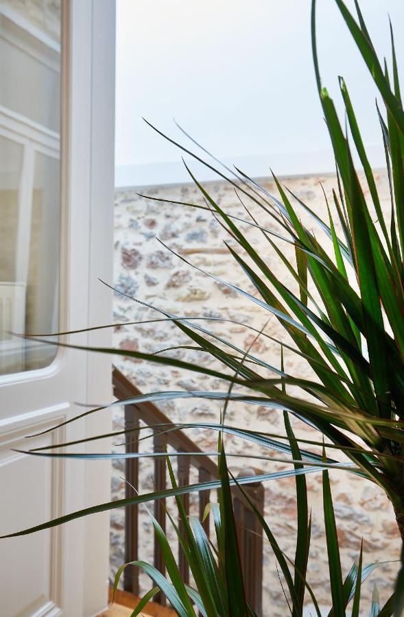 Chloe Boutique Apartments Plaka Ateny Zewnętrze zdjęcie